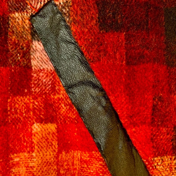 C.O.C Flannel Coat - Picture 8 of 8